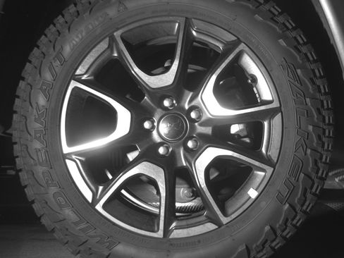 Used 2025 Jeep Compass Trailhawk AWD/4WD image 15