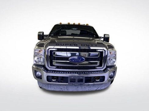 Used 2014 Ford F350 Lariat w/ Chrome Package image 9