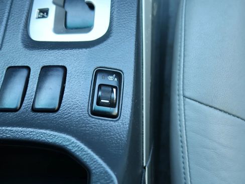 Used 2006 Toyota 4Runner Limited image 30