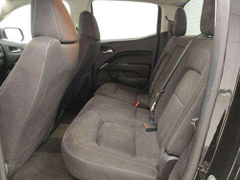 Used 2015 GMC Canyon SLE image 18