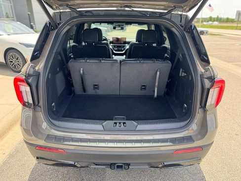 New 2026 Ford Explorer ST-Line w/ ST-Line Street Pack AWD/4WD image 41
