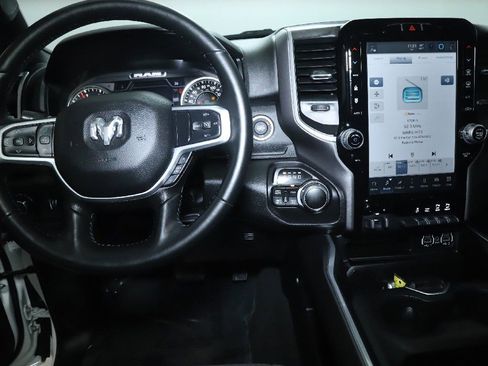 Used 2023 RAM 1500 Big Horn image 32