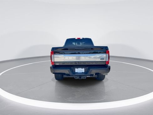 Used 2019 Ford F250 Platinum w/ Platinum Ultimate Package AWD/4WD image 9