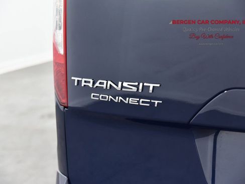 Used 2016 Ford Transit Connect XLT image 28