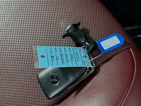 Used 2021 Lexus IS 300 image 36