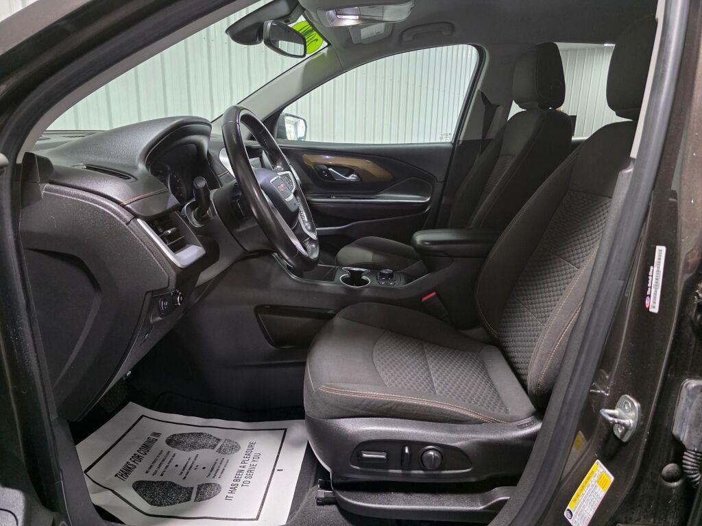 Used 2020 GMC Terrain SLE w/ Driver Convenience Package AWD/4WD image 9