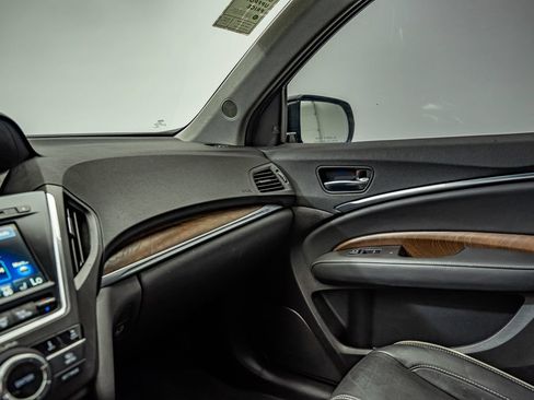 Used 2017 Acura MDX w/ Advance Package FWD image 28