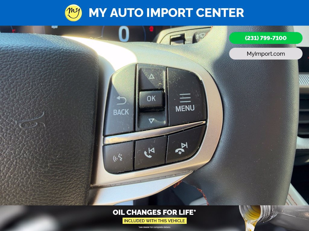 Used 2025 Ford Explorer Active w/ Active Comfort Package AWD/4WD image 17