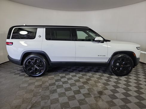 Used 2024 Rivian R1S Adventure AWD/4WD image 6