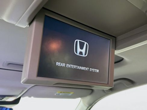 Used 2016 Honda Pilot Elite image 28