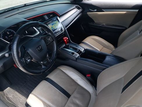 Used 2016 Honda Civic Touring image 17