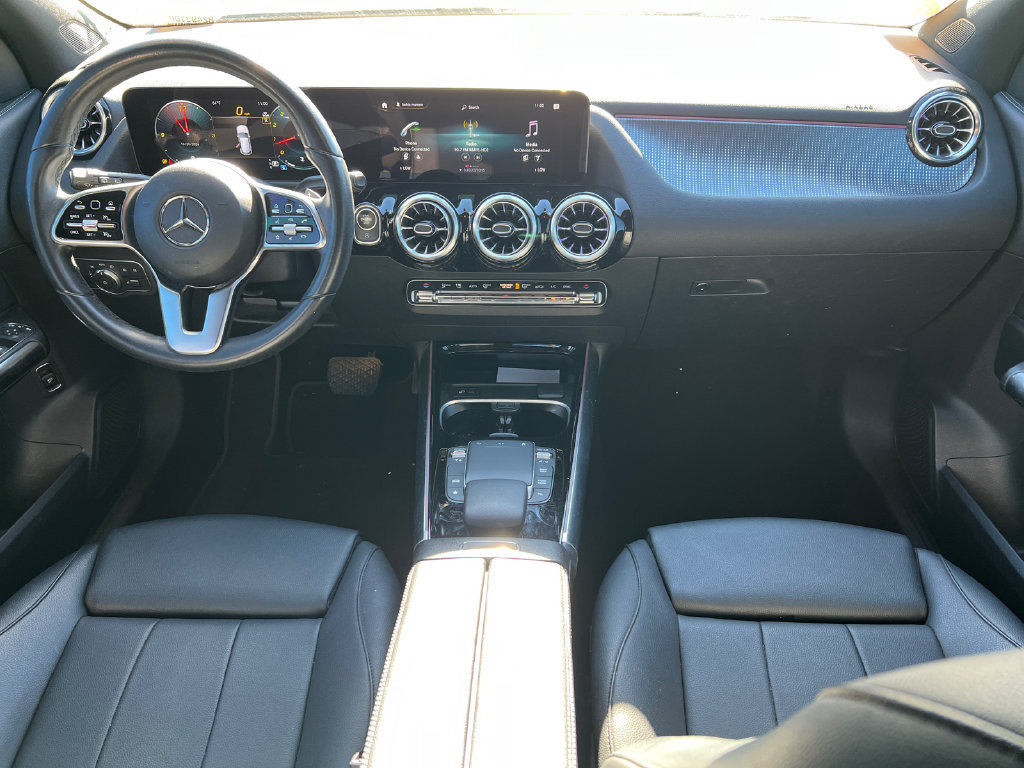 Used 2023 Mercedes-Benz GLA 250 w/ Premium Package image 7