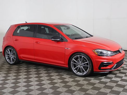 Used 2019 Volkswagen Golf R 4-Door AWD/4WD image 15