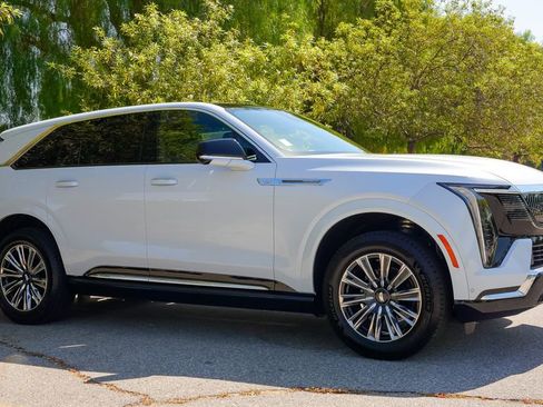 New 2026 Cadillac Escalade IQ Luxury 1 AWD/4WD image 7