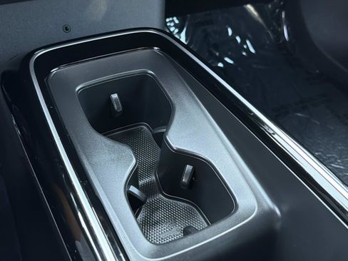 Certified 2023 Volkswagen ID.4 Pro RWD image 23