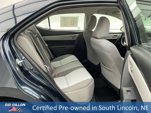 Used 2018 Toyota Corolla LE image 23
