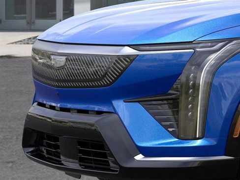 New 2026 Cadillac Optiq Luxury 1 image 13