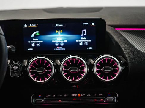 Certified 2022 Mercedes-Benz GLA 250 4MATIC image 14