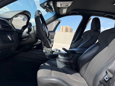 Used 2018 BMW M3 RWD image 40