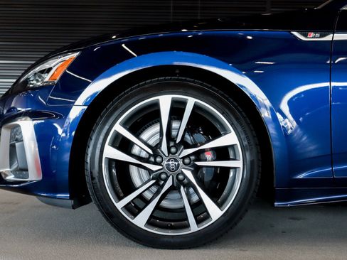 Used 2024 Audi S5 Premium w/ Convenience Package image 5