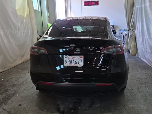 Used 2025 Tesla Model Y Long Range RWD image 5