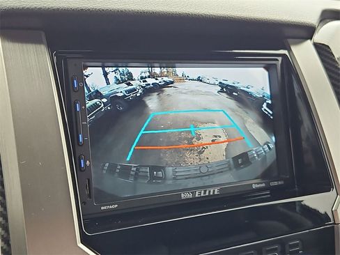 Used 2018 Toyota Tundra Limited w/ Limited Premium Package image 24