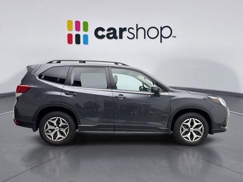 Used 2023 Subaru Forester Premium AWD/4WD image 6