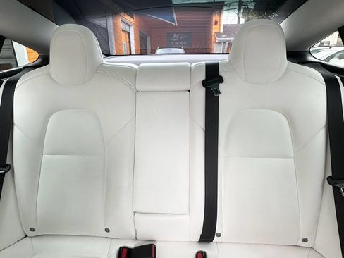 Used 2019 Tesla Model 3 Long Range RWD image 10