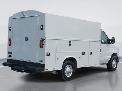 New 2026 Ford E-350 and Econoline 350 Super Duty w/ Power Equipment Group image 5