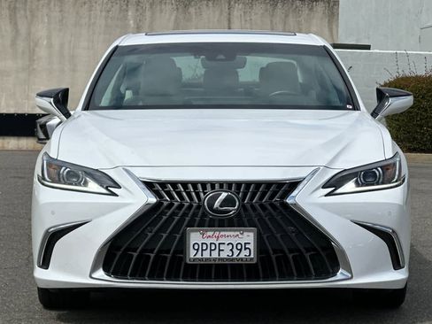Certified 2025 Lexus ES 300h w/ Premium Package FWD image 10