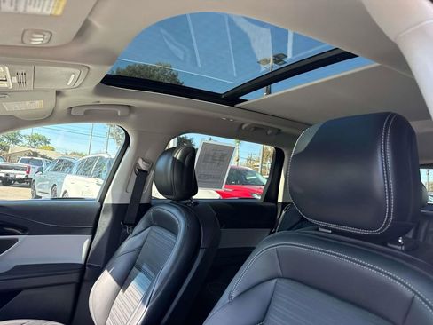 Used 2024 Lincoln Nautilus Reserve w/ Equipment Group 202A image 26