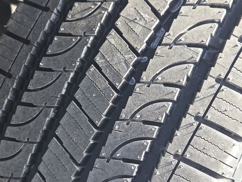 Used 2019 Toyota Tacoma SR image 17