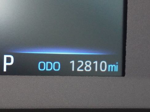 Certified 2025 Toyota Corolla LE FWD image 9