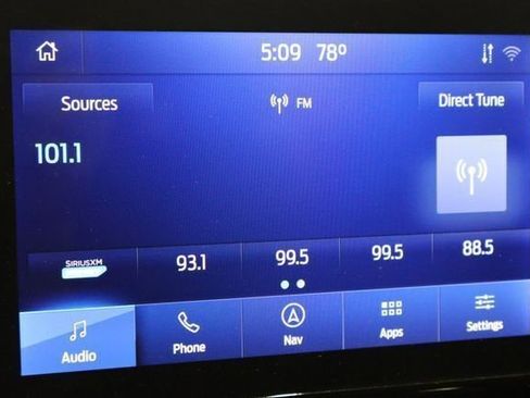 Used 2022 Ford Explorer Limited w/ Equipment Group 301A RWD image 38