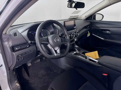 New 2025 Nissan Sentra SR image 14