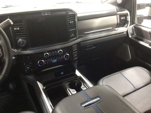 New 2026 Ford F250 Platinum image 33