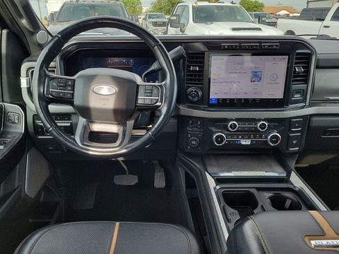 Used 2024 Ford F350 Platinum AWD/4WD image 17