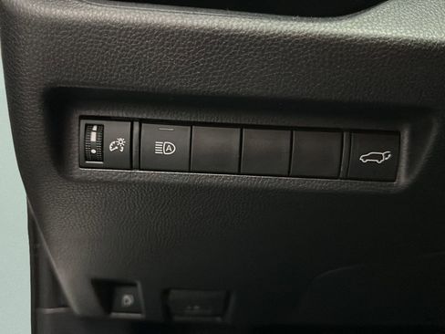 Used 2019 Toyota RAV4 XLE w/ Convenience Package AWD/4WD image 34