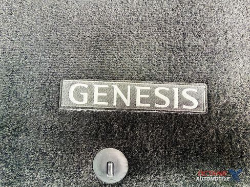 Used 2023 Genesis G70 2.0T w/ Sport Prestige Package RWD image 33