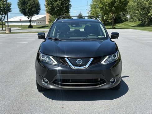 Used 2017 Nissan Rogue Sport SL w/ SL Premium Package AWD/4WD image 4