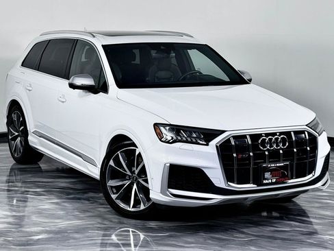 Used 2021 Audi SQ7 Premium Plus w/ Executive Package AWD/4WD image 3