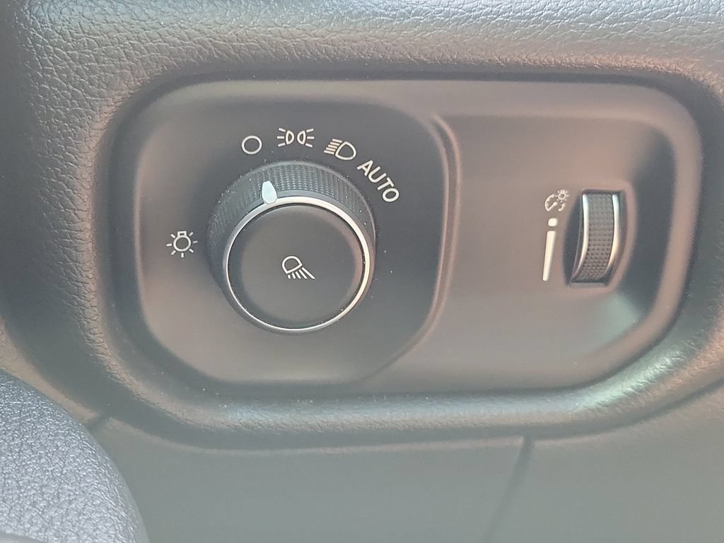 Used 2021 RAM 2500 Tradesman AWD/4WD image 31