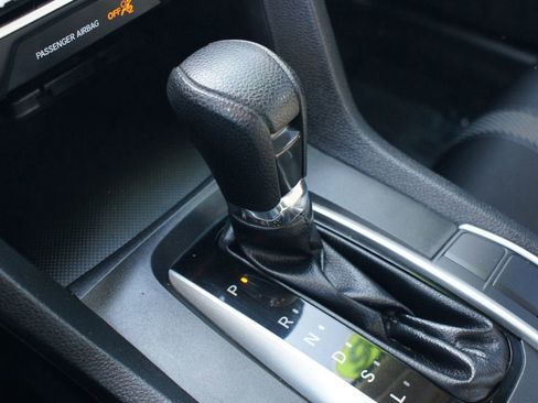 Used 2016 Honda Civic LX image 9