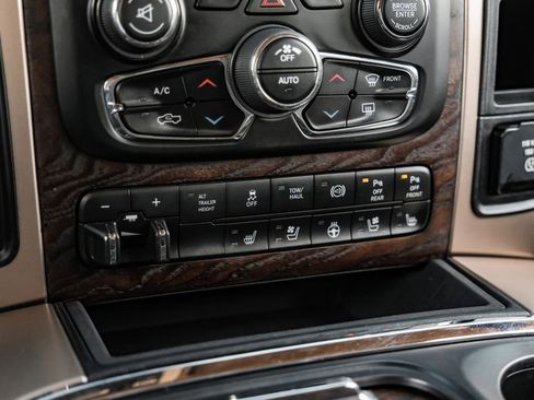 Used 2017 RAM 3500 Laramie Longhorn image 25