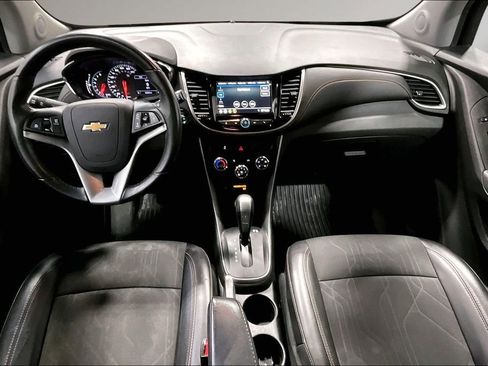 Used 2019 Chevrolet Trax LT w/ Driver Confidence Package image 8