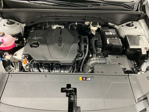 Used 2025 Kia Sorento S w/ Panoramic Sunroof Package image 10