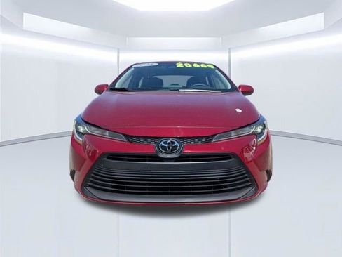 Used 2023 Toyota Corolla LE FWD image 9