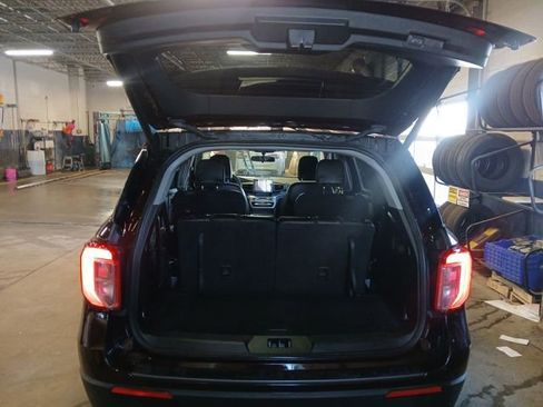 Certified 2023 Ford Explorer XLT w/ Equipment Group 202A image 49