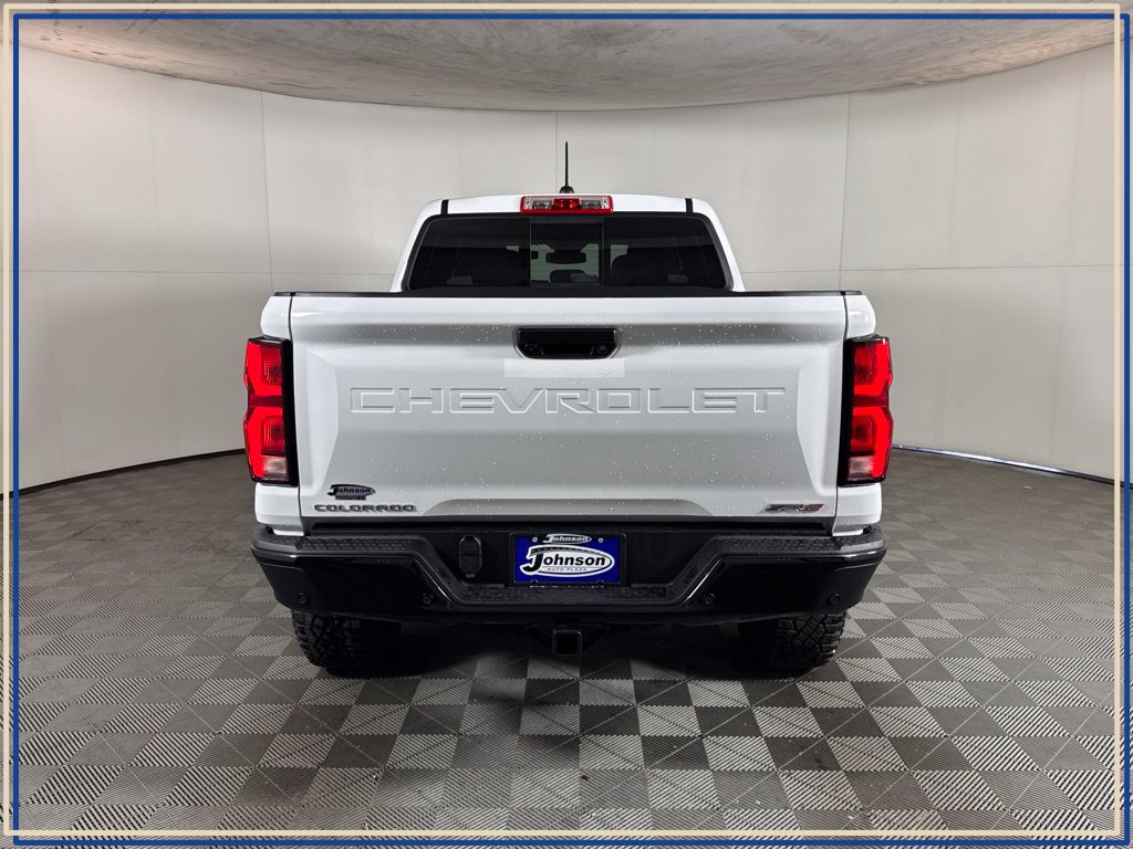 New 2026 Chevrolet Colorado ZR2 w/ Technology Package AWD/4WD image 8