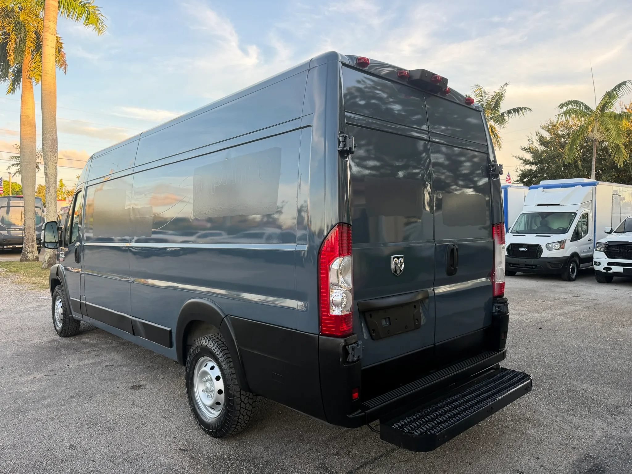 Used 2020 RAM ProMaster 3500 FWD image 3